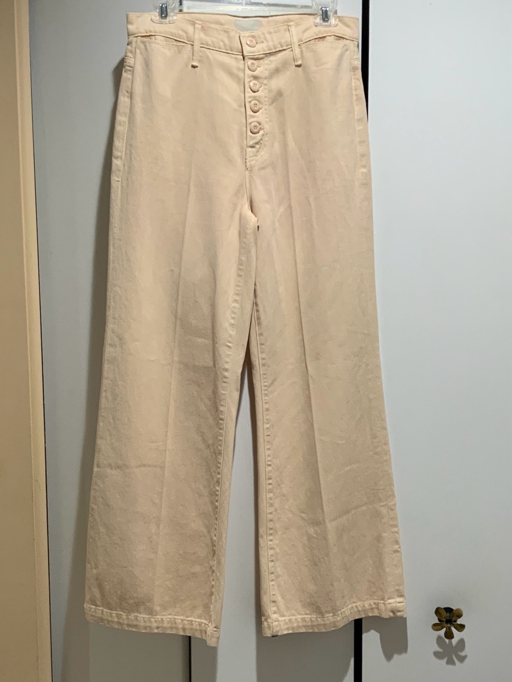 MOTHER The Dixie Swooner Roller Flood - Cream Denim Button-Front Jeans